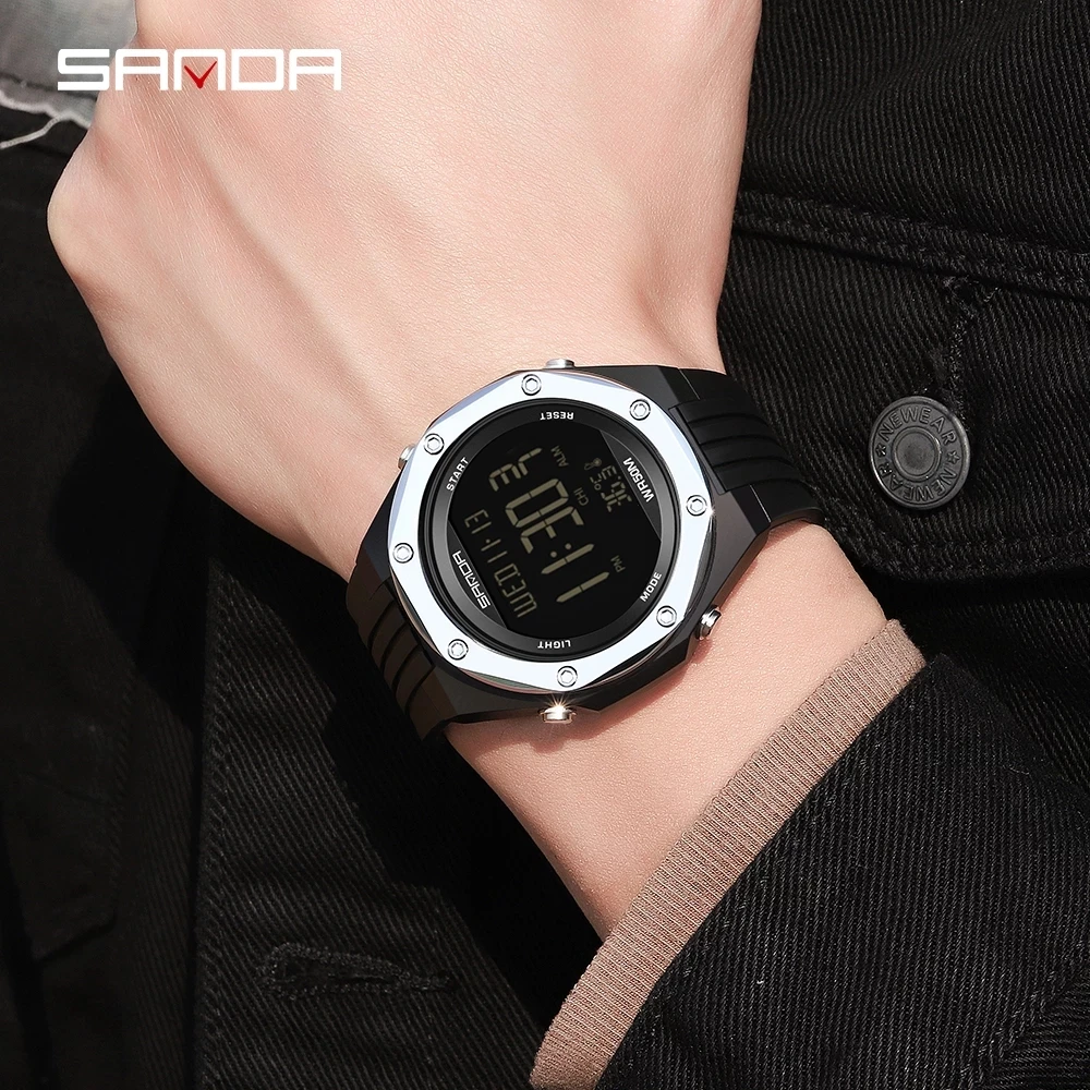 SANDA NEW Fashion Military Men\'s Watches Body Temperature Monitor 50M Waterproof Sports Watch LED Electronic Wristwatches 6028