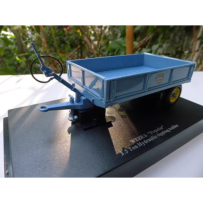 

Литой под давлением UH масштаб 1:32, популярный прицеп WEEKS, синий трактор, модель автомобиля из сплава, Коллекционная игрушка, подарок, сувенир, украшение для дисплея