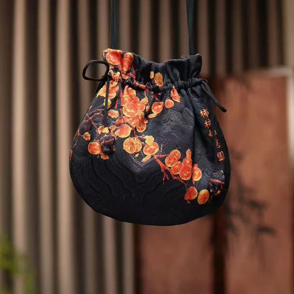 Silk Material Retro Handbags Embroidery Design Drawstring Closure Embroidery Silk Bags Storage Function Bucket Bag