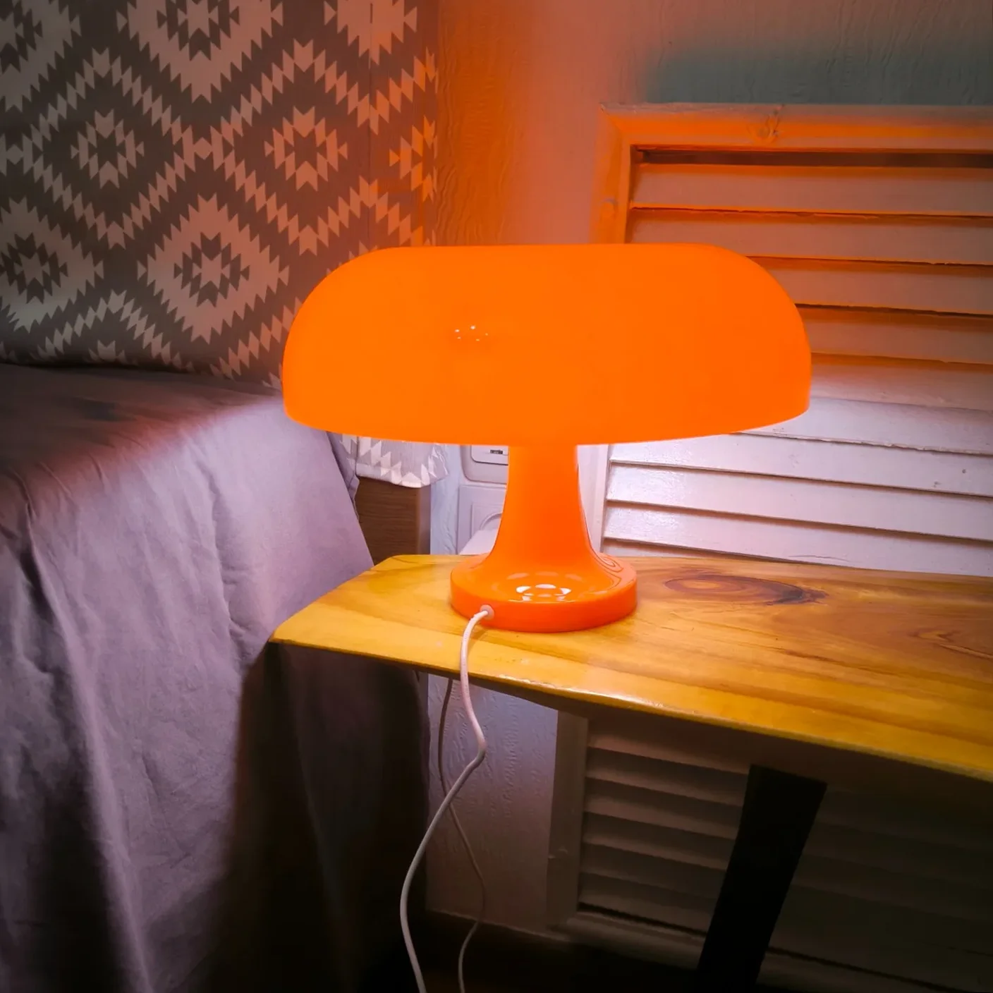 Mushroom table lamp minimalist modern bedroom bedside lamp Danish designer orange decorative table lamp