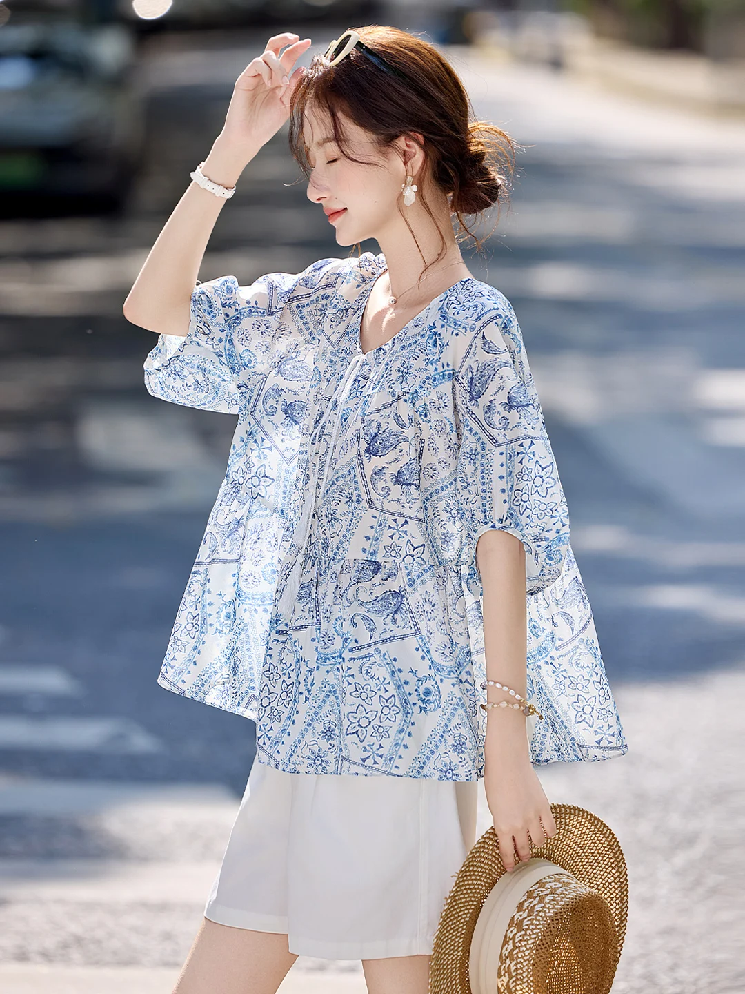 

Женская рубашка Xin Fei Yu с цветочным принтом в повседневном стиле, с коротким рукавом, приталенного кроя, летняя новинка, модный топ для отпуска