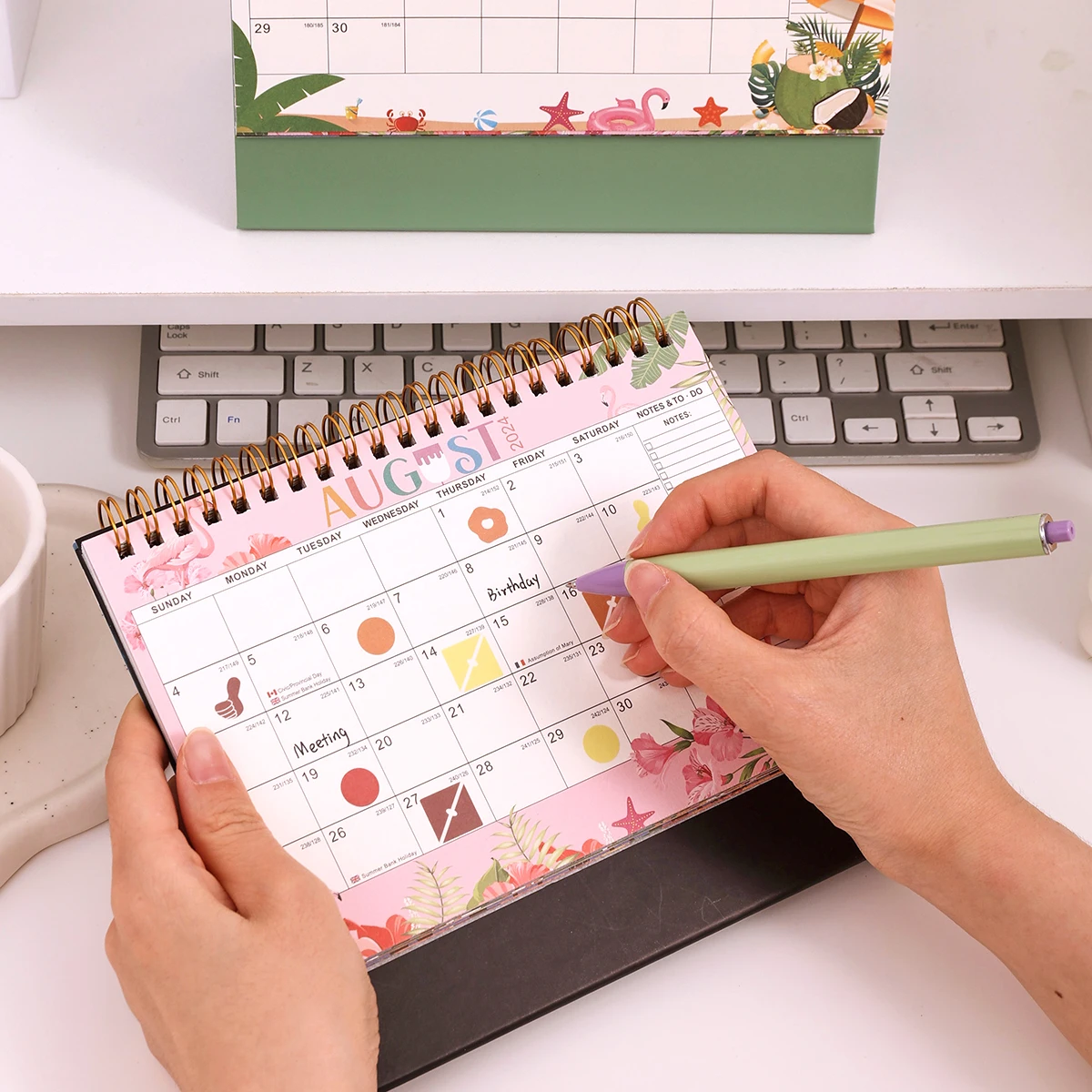 1 PC ソリッドカラーミディアム 2025 卓上カレンダー - 耐久性のある金属リングバインディング自然風景パターンインナーページオフィスデスクメモ