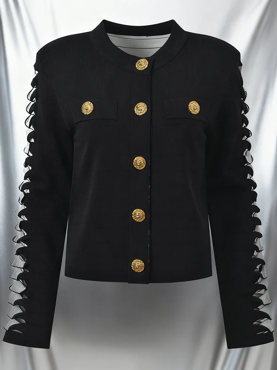 TWOTWINSTYLE 히트 컬러 홀로우 아웃 패션 숏 재킷 여성용 라운드 넥 긴 소매 패치워크 메탈 버튼 재킷 여성용