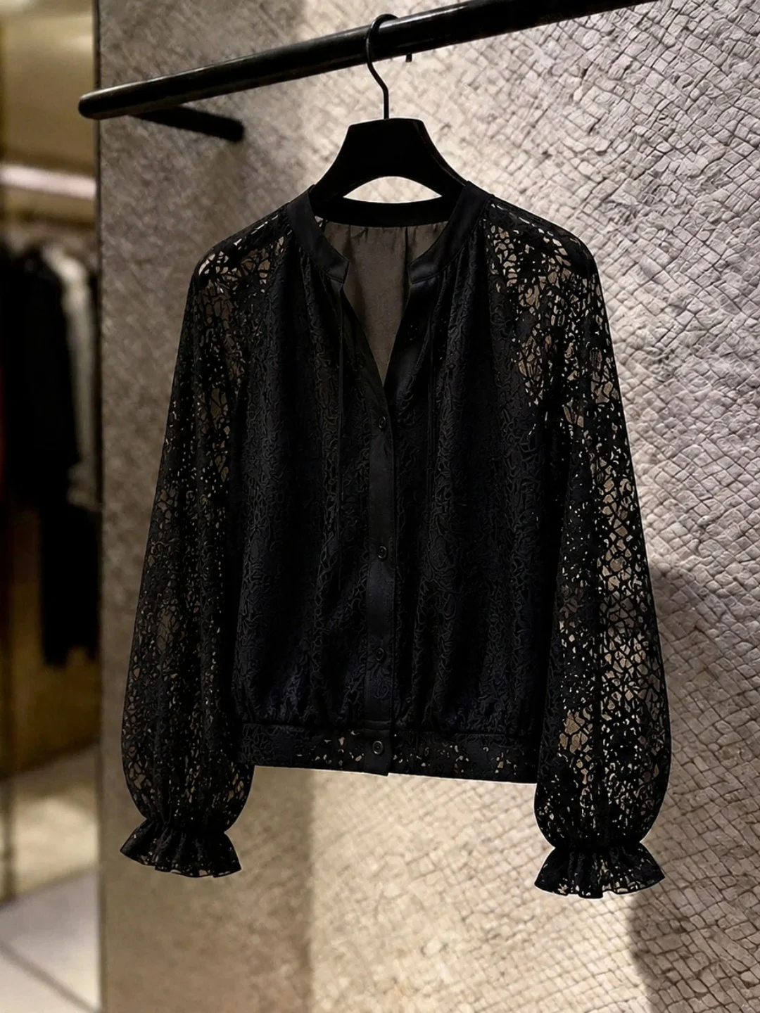 

Summer Lace Splice Long Sleeve Shirt Single Button Design Sensation Sun Protection Top Unique Exquisite Fashion Commute Style