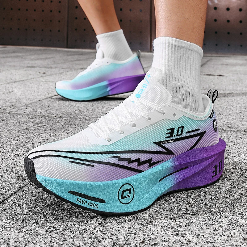 Outdoor Running Shoes Men Lightweight Mesh Anti-slip Wear-resistant Casual Shoes Men Comfortable Sports Breathable Shoes Men
