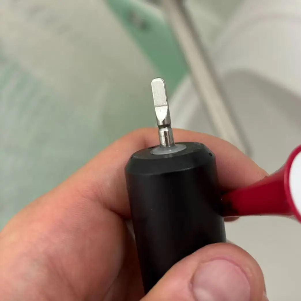 رؤوس فرشاة الأسنان البديلة لـ Revyline RL040 Teens/RL040 ملحقات فرشاة الأسنان الكهربائية فوهات شعيرات