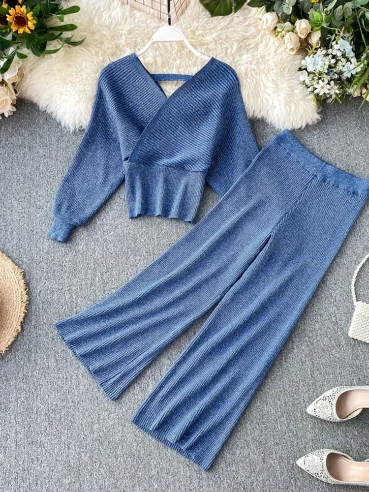 Women's High Waist Bright Silk Knit Bag Hip Skirt Two-piece Fashion V-neck Sweater Bat Sleeve  Two-piece Women's Sets JP127