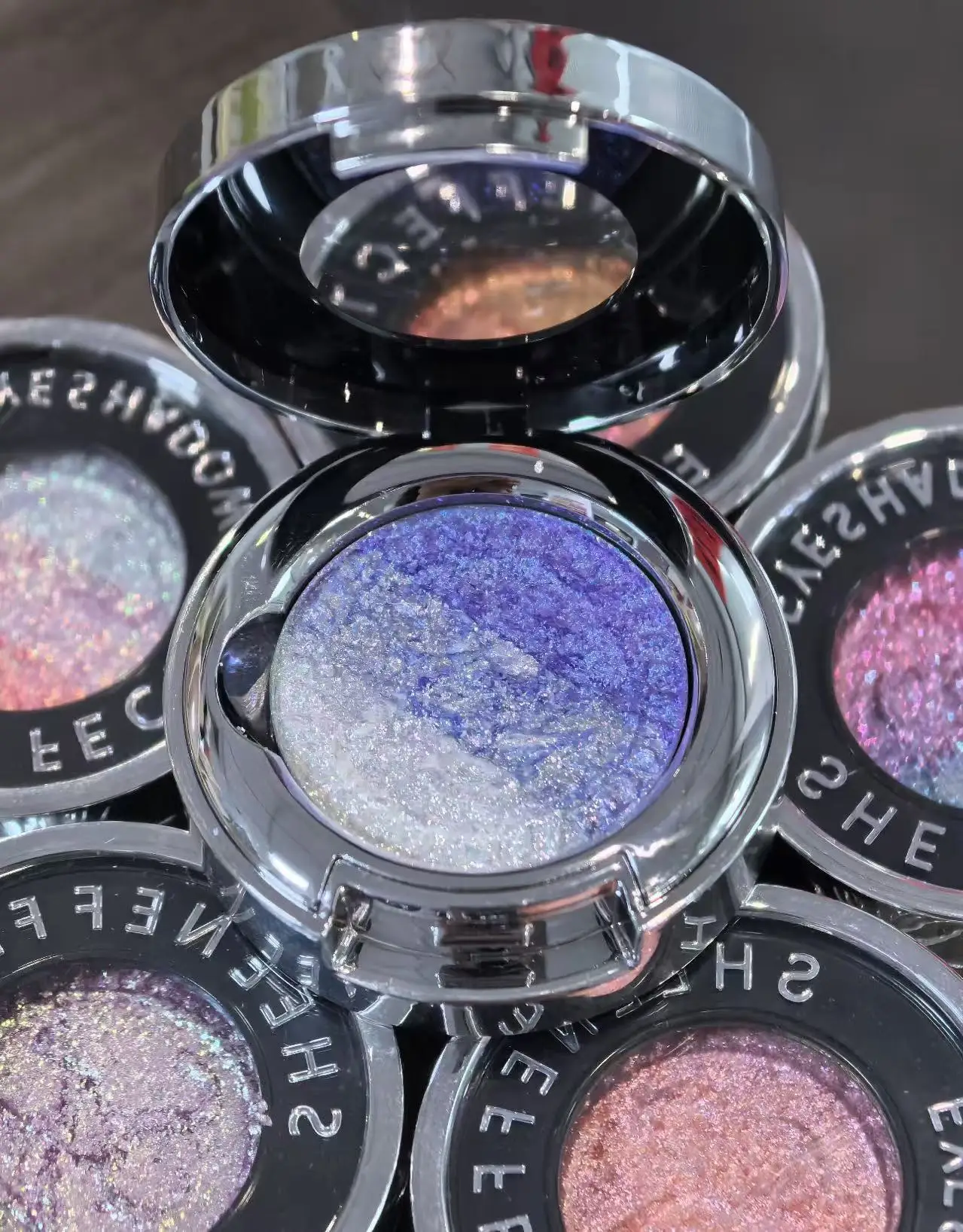 Sheeneffect Diamond Highlighter Monochrome Eyeshadow Fine Shimmer Pearlescent Sequin Glitter Intense Sparkle Makeup