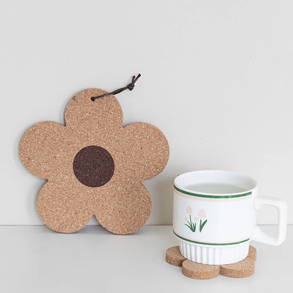 

4Pcs Heat Resistant Wooden Flower Shaped Coasters Heat Insulation Pot Mats Cup Pads Table Protection Anti-Slip Kitchen Mats