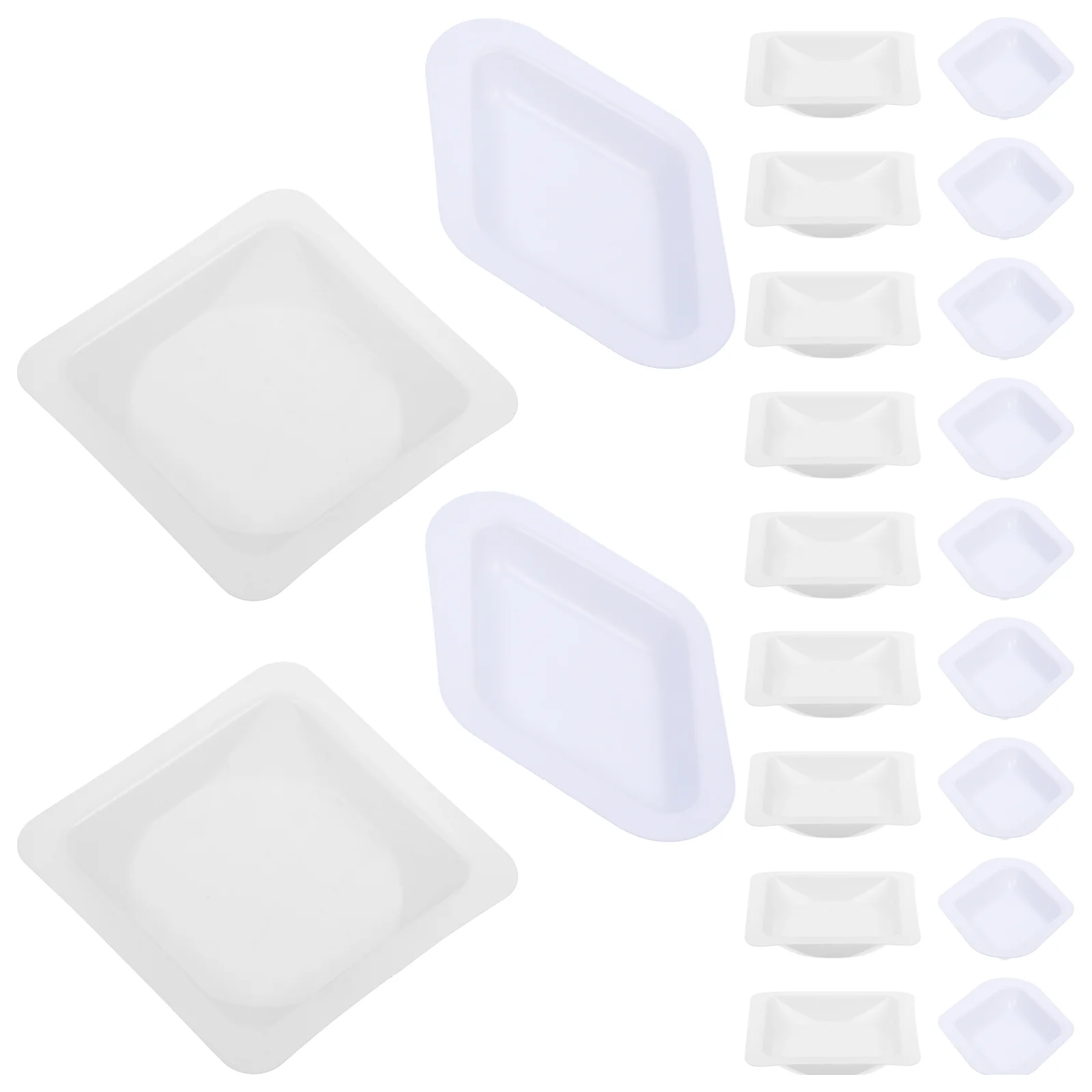 

100 Pcs Weighing Ship Laboratory Tray Powder Trays Pan Liquid Boats Plastic Plates for Dishes