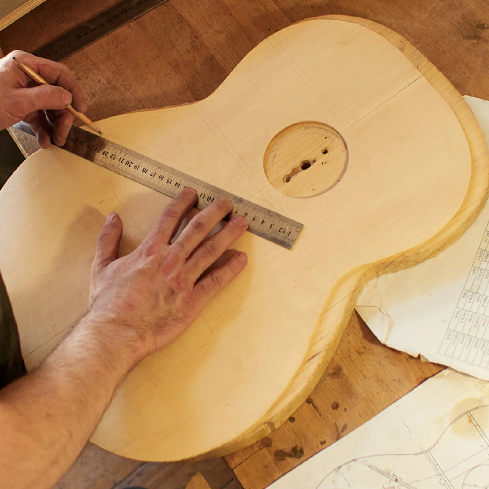 

Guitar Wood Headplate Gourd Shape DIY Neck Replacement Durable Solid Guitar Head Veneers Luthier Supplies Luthiers Gift