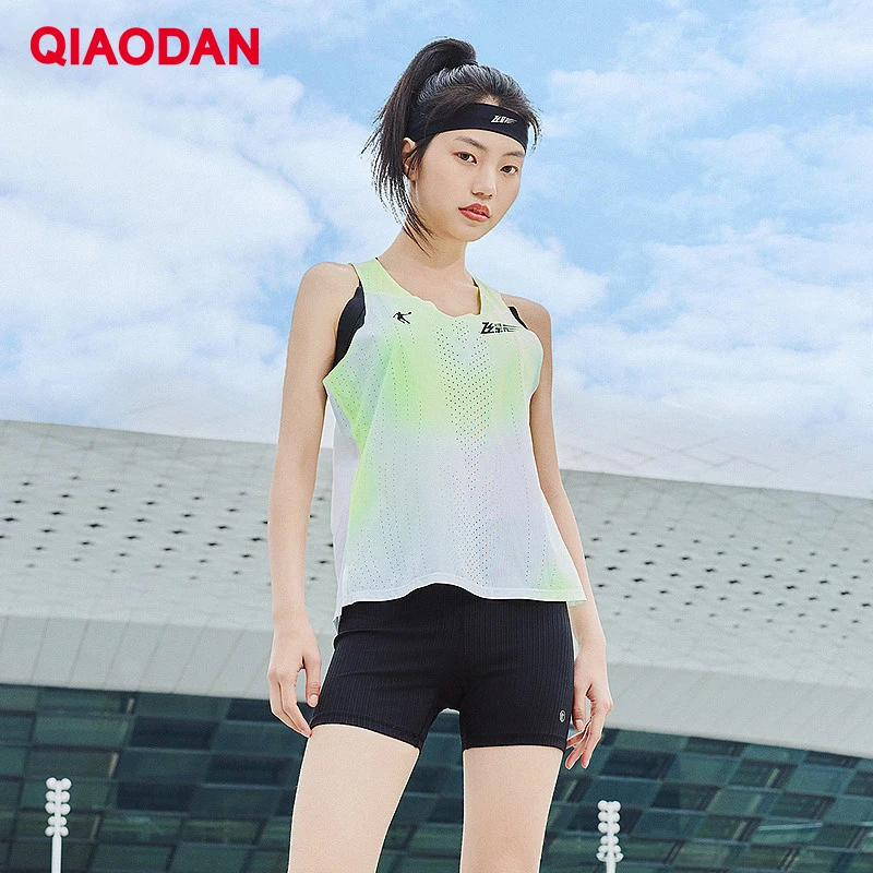 QIAODAN Professional Marathon Running Breathable Vest Women's 2024 Summer Sports Fitness Quick-Drying Sweat Shirt QZBVS2241062R