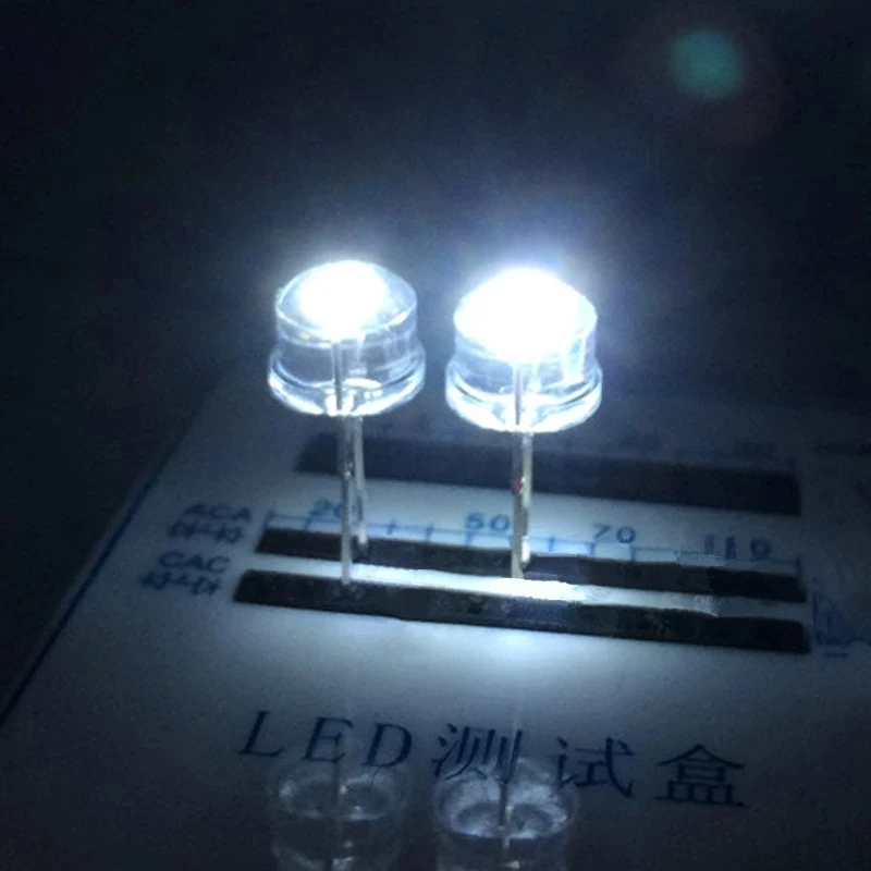 10PCS NEUE F8 8mm 0,5 W 3,0-3,2 V strohhut LED Weiß Super helle LED lampe weitwinkel Transparent LED Lampe Strohhut LED