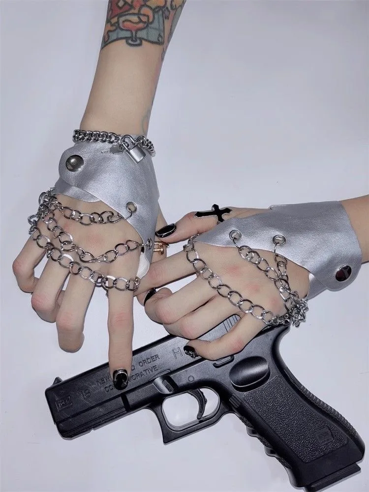 スキン手袋変装 y2k アクセサリーコスプレ手袋パンクダンスアクセサリー衣装ハンドカフロリータチェーンクール手袋