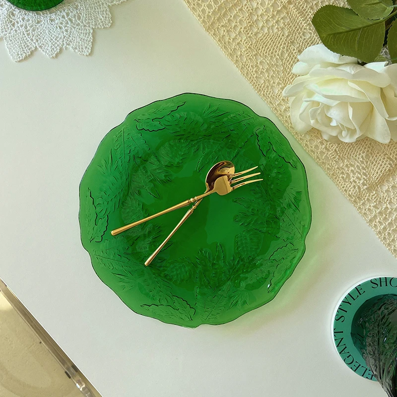 

Tableware Household Embossed Plant Flower Glass Plate Korean Retro Emerald Commercial Fruit Salad Irregular Lace round Flat Bowl