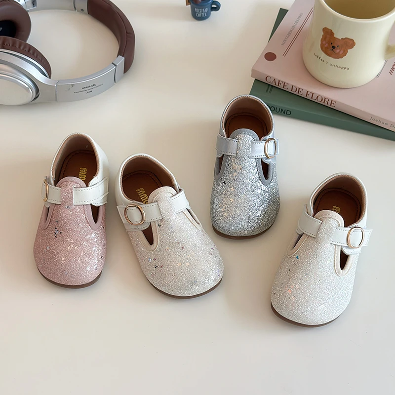 

Sequins Decorated Shiny Children's Shoes 2025 Spring New Fashion Casual Girls Soft Bottom Comfortable Flat Princess Shoes.