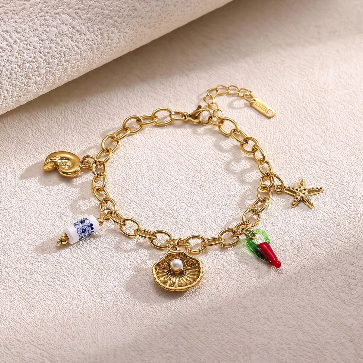 Ozean-Stil Muschel Seestern Handgemachte Armbänder für Frauen Dopamin Edelstahl Rote Chili-Paprika Armband Sommer-Schmuck