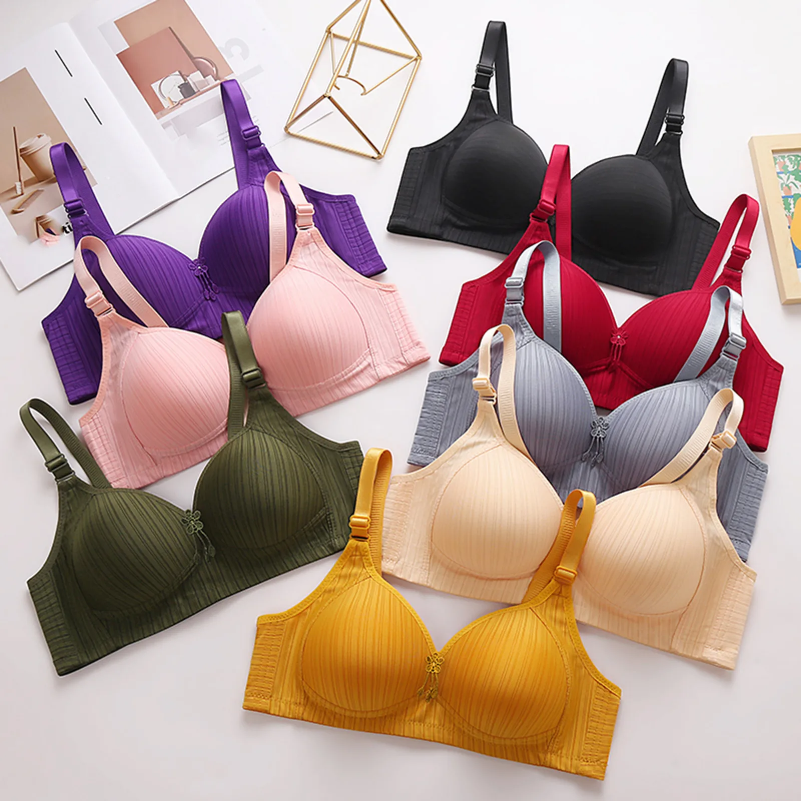 Sexy Push Up Bra Large Size 36-46 Brassiere Underwear Women Bratette Crop Tops Lingerie Plus Size Wireless Female Padded Bra