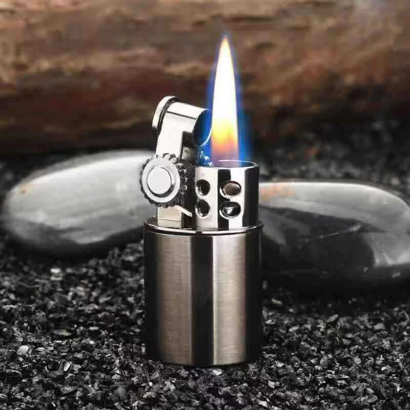 2022Retro Style Flint Lighter Windproof Brass Metal Men Gadgets Kerosene Oil Square Metal Gasoline Lighter Cigarette Cigar Gas