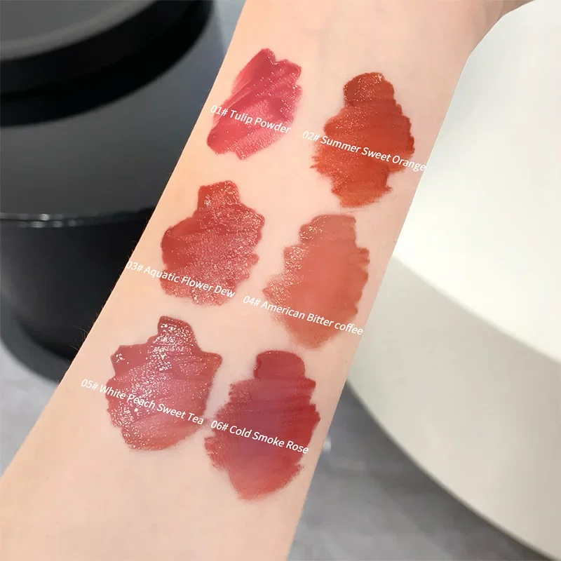 ملمع شفاه ديوي خفيف الوزن من كريستال بول مع تألق مرآة، ترطيب طويل الأمد ولون طبيعي لـ