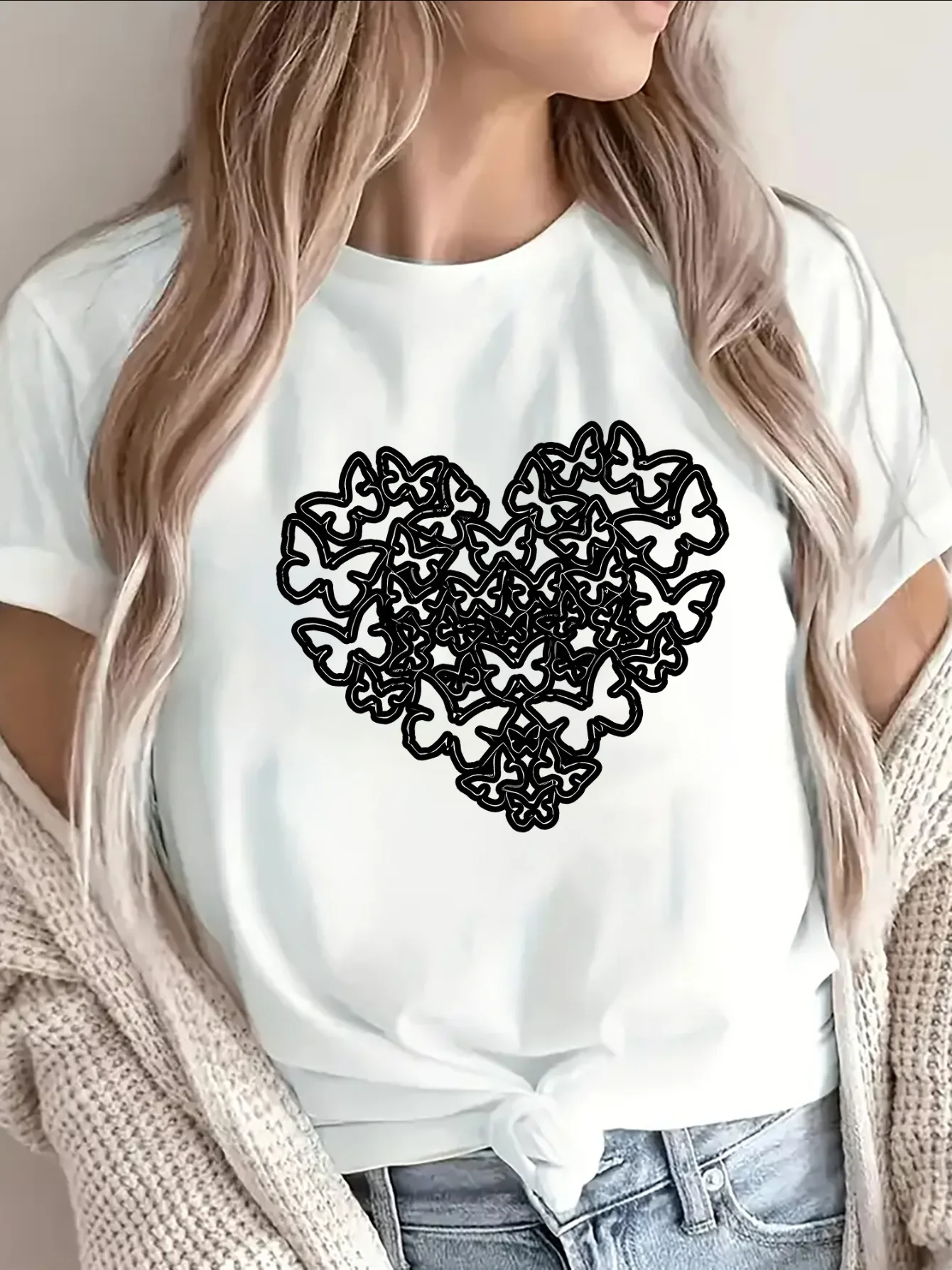 Sleeve White with Black Heart Design Minimalist Casual Round-the-Clock Suitable for Home Cafes Outdoors Aesthetic Clothes