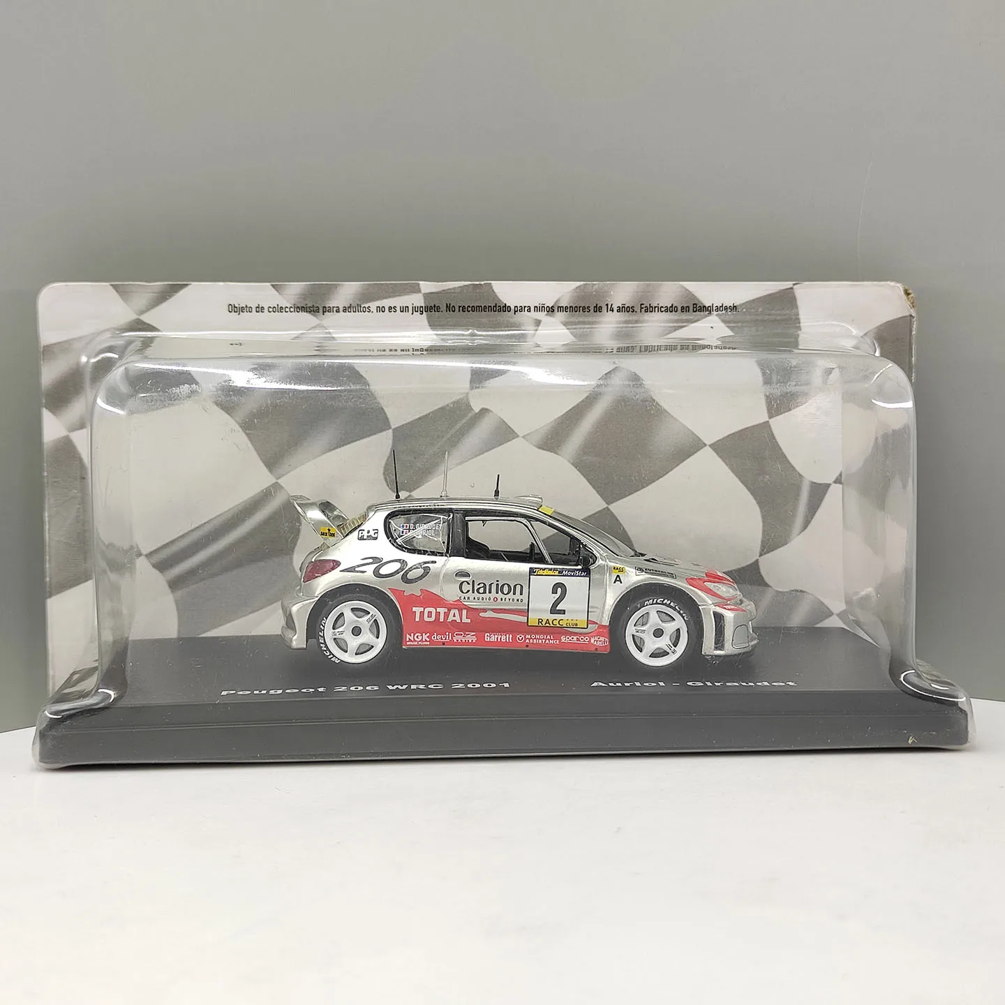 modele-de-voiture-en-alliage-a-l'echelle-1-43-206-wrc-2001