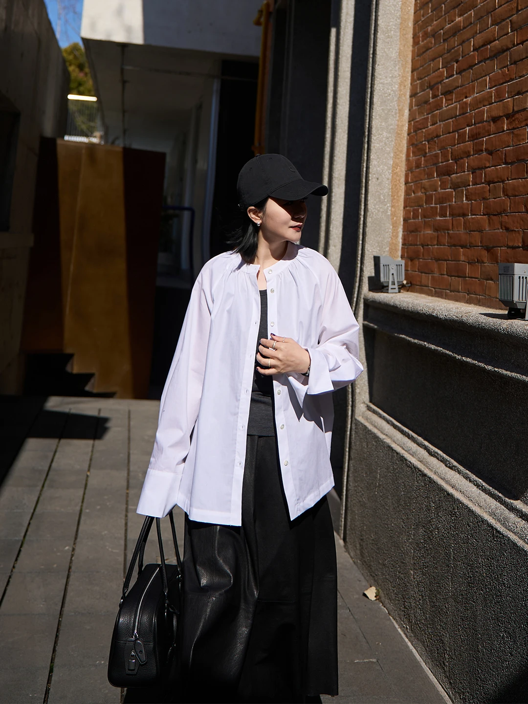 

Белый плиссированный кардиган для влюбленных, свободный крой, круглый вырез, универсальный, из хлопка и шелка, дышащий, приятный для кожи