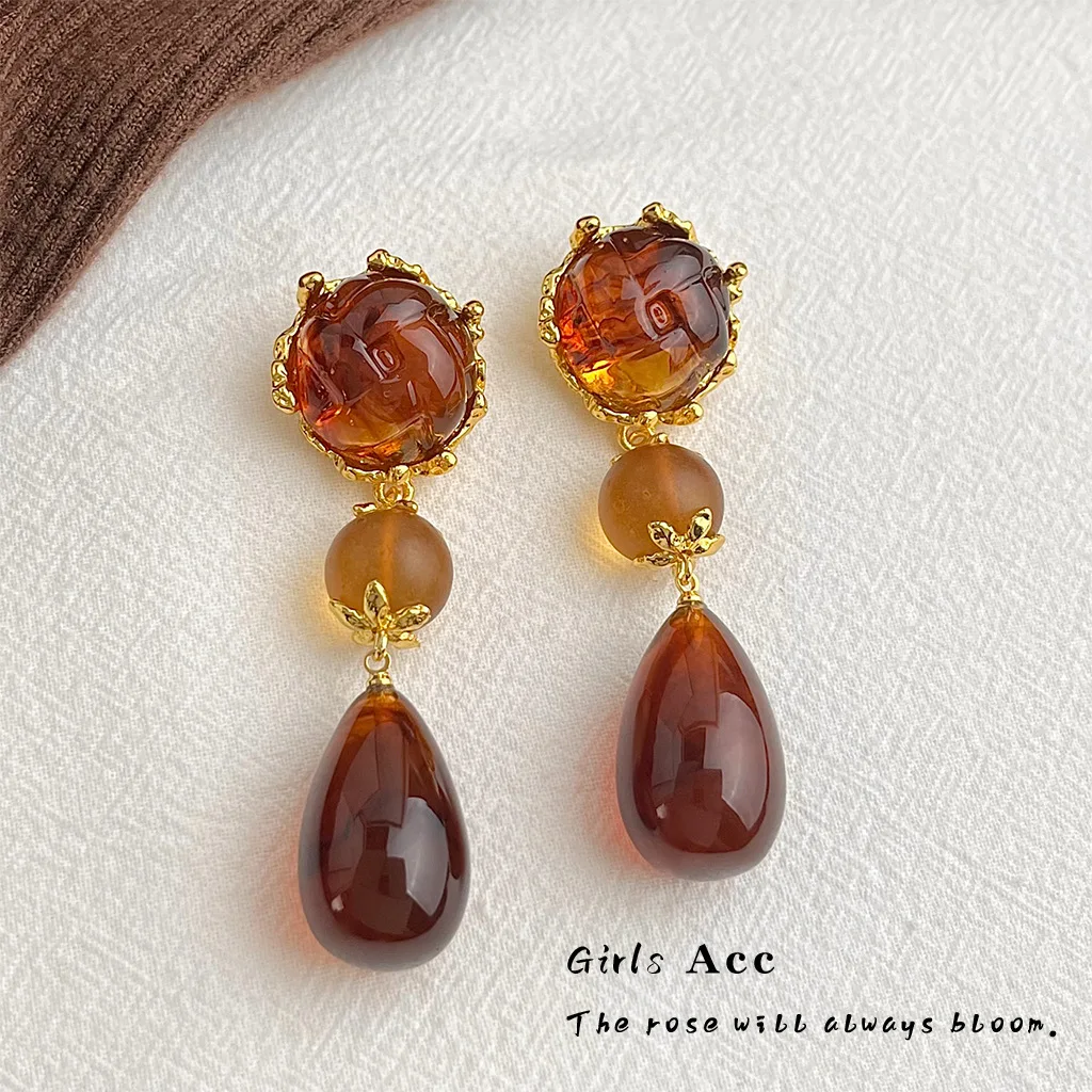 

Elegant Amber Gradient Fringe Earrings Vintage Maillard Style Exaggerated Earrings for Women Wholesale Hot Selling Collection