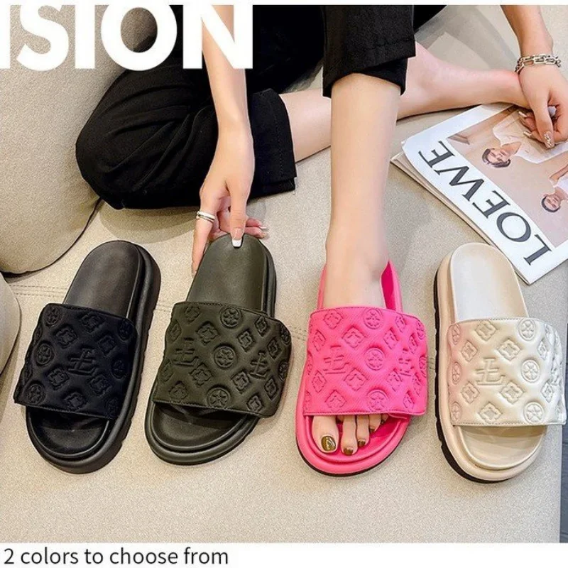 Summer Beach Shoes Thick Platform Slippers Women Korean Style Slippers for Home Flip Flops Ladies Fashion Sldies