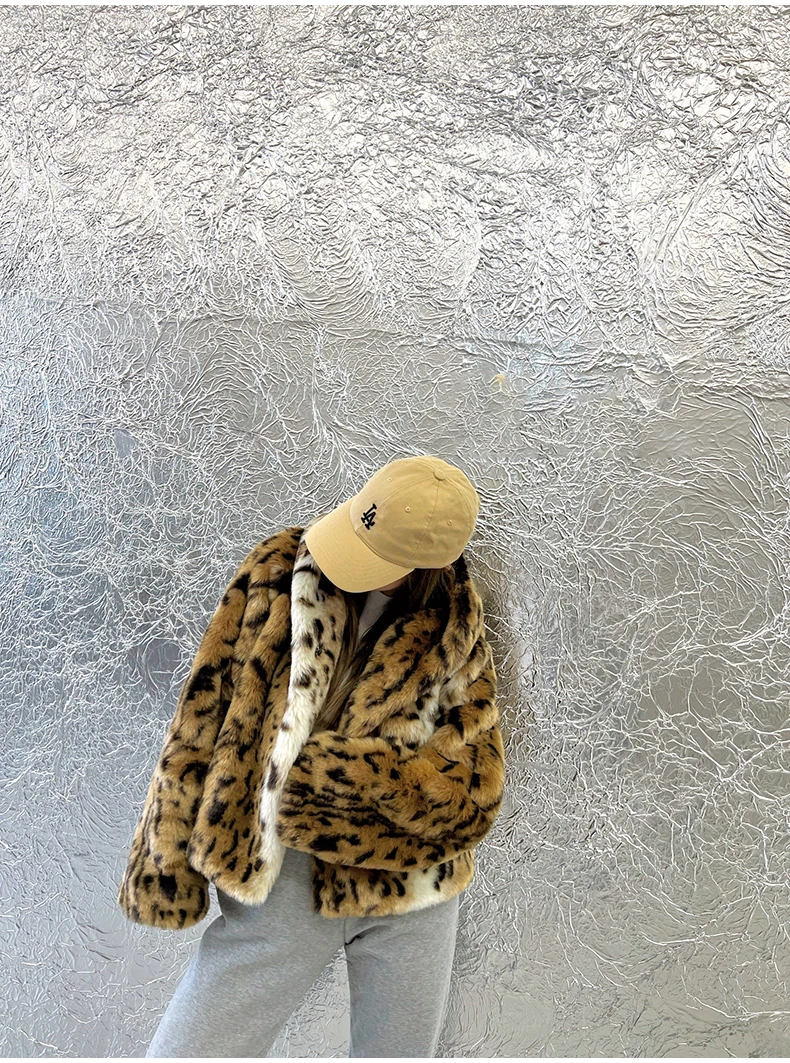 Lautaro Winter Short Thick Warm Leopard Print Faux Fur Coat Women with Hood Raglan Long Sleeve Hot Girl Loose Soft Fluffy Jacket
