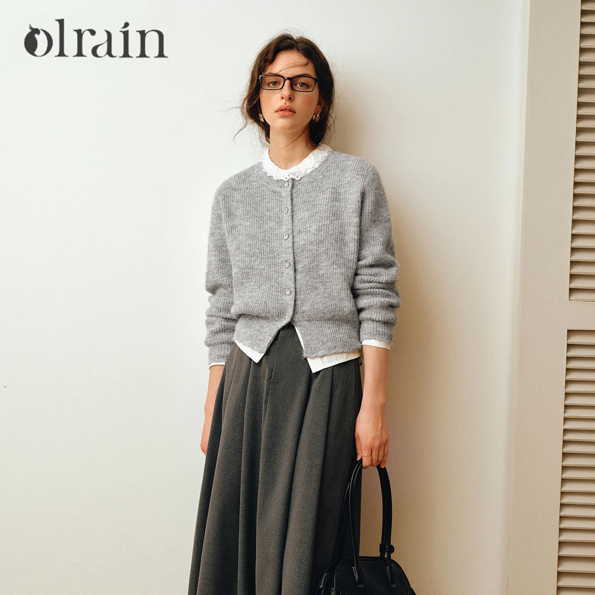 

OLrain French Knitted Cardigans for Woman 2025 Autumn Winter Casual O-enck Tops O-neck Long Sleeve Sweaters Female O57QM001126