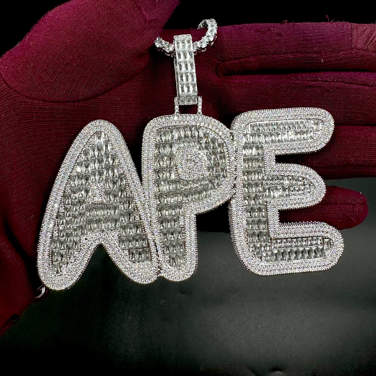Aokaishen Custom Name Pendant Men Hip Hop Necklace Iced Out Zircon Personalized Silver Color Chain Charms Luxulry Jewelry