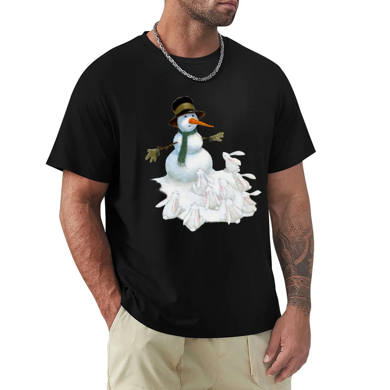 Camiseta con diseño de muñeco de nieve con nariz de zanahoria frente a conejitos hambrientos, camiseta cómoda para el trabajo para hombres