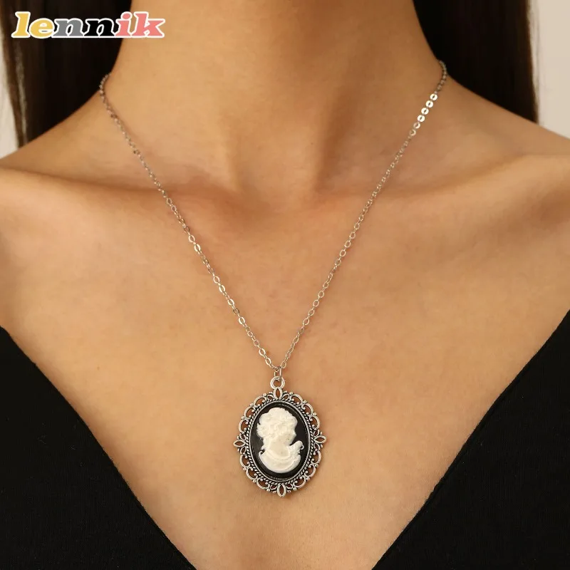 Cameo-Anhänger-Halskette für Frauen, königliches Porträt-Medaillon, elegante Vintage-Schlüsselbeinkette, passende Ohrringe, Damenschmuck neu