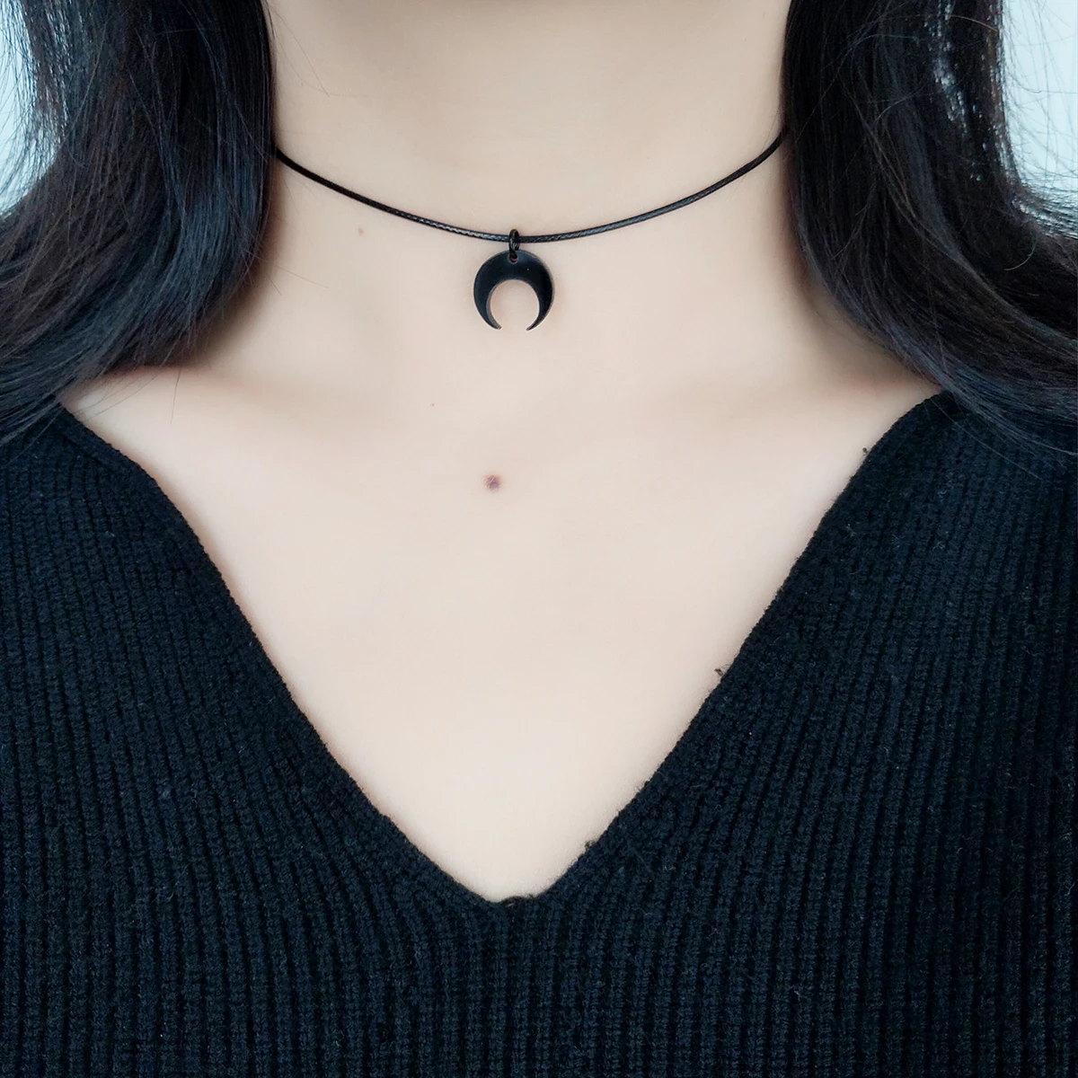 Dark tie Goth style Sweet cool cute black acrylic Moon Crescent Pendant choker neck with collar choker accessory necklace Women