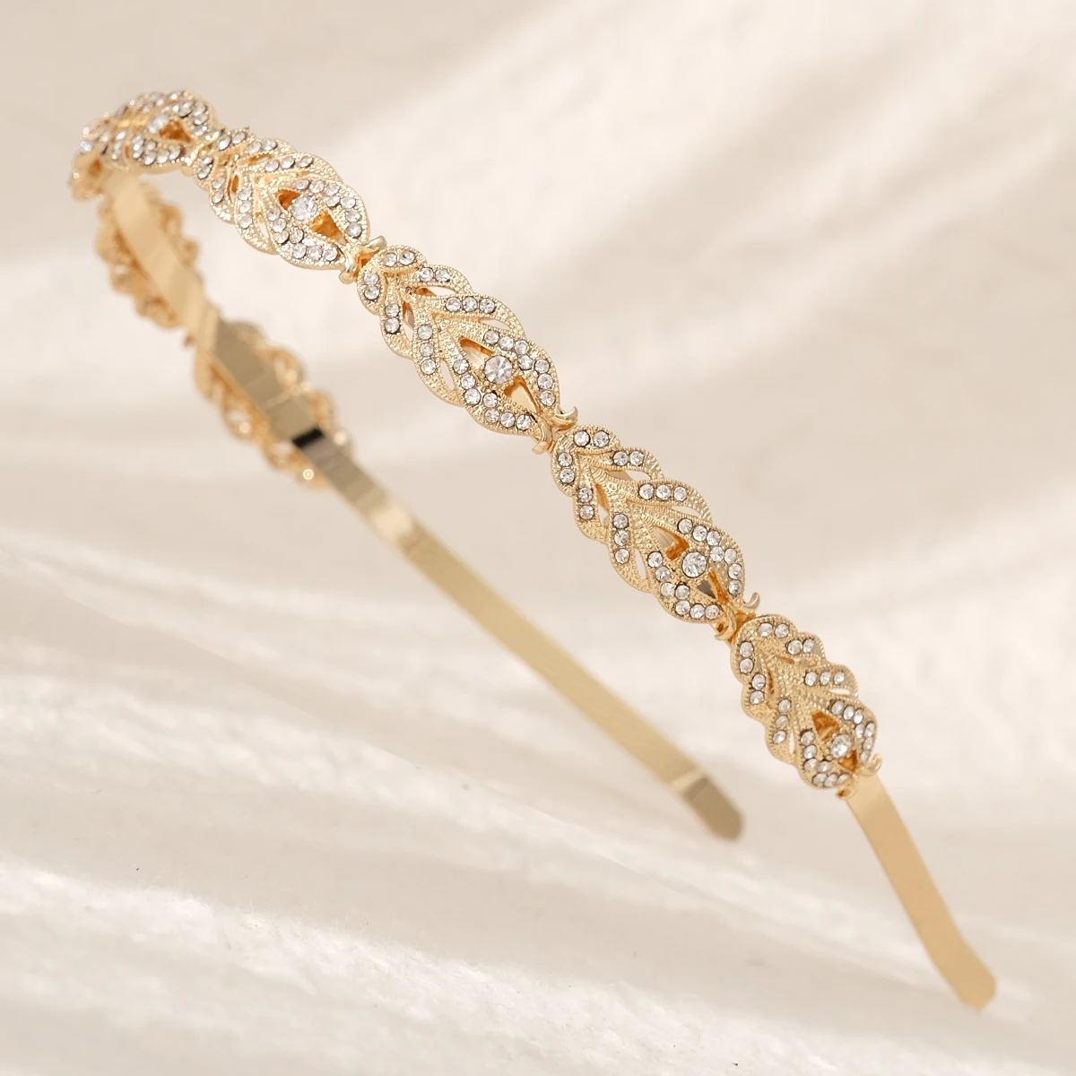 Crystal Rhinestone Headband Pearls Wave Hairband Women Birthday party Wedding Tiara Hair Accessories Crown Headband New style