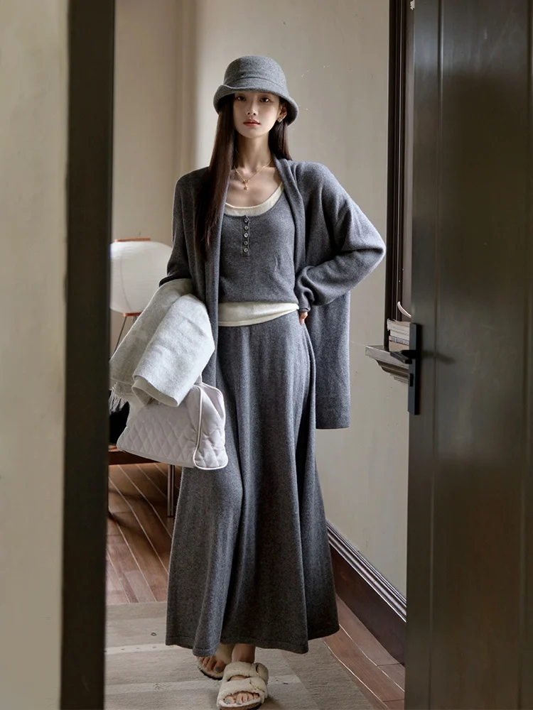 

Комплект для отдыха ChillCozy Luxury Leisure Set Gold Ratio из шерсти кашемира, четыре предмета, удобный, модный, женский, средней длины, с длинными рукавами