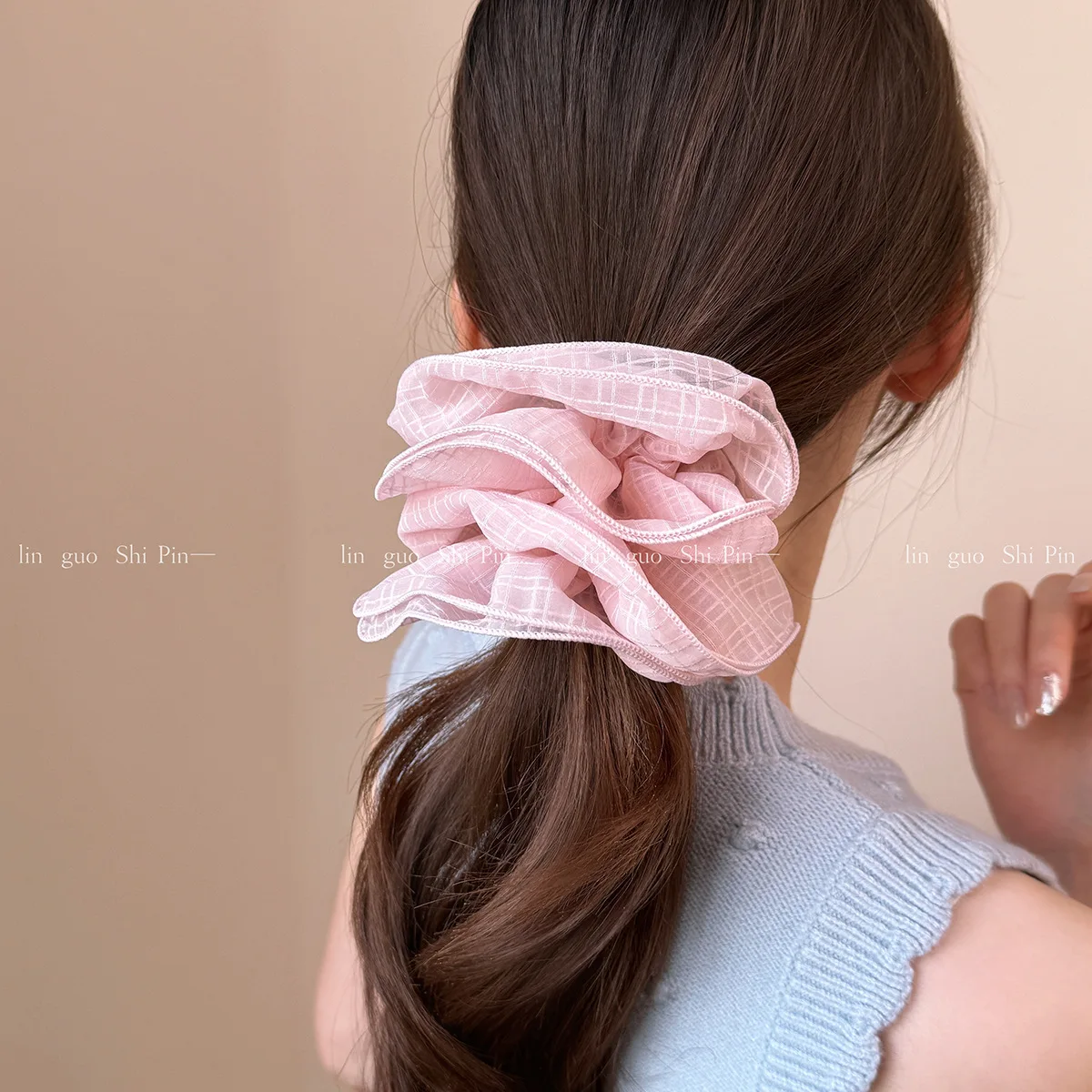 Four Layer Ruffled Plaid Scrunchies High Elastic Hair Ties for Women Low Ponytail Bun Holder Vintage Chic Daily