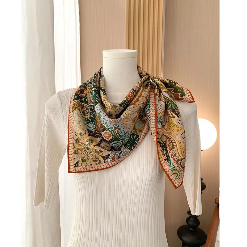 ผ้าพันคอสไตล์ชาติพันธุ์ลายเพสลีย์สำหรับผู้หญิง - ผ้าขนสัตว์ 70% และผ้าไหม 30% คุณภาพสูง ทันสมัย และให้ความอบอุ่น ขนาด 65*65 ซม.