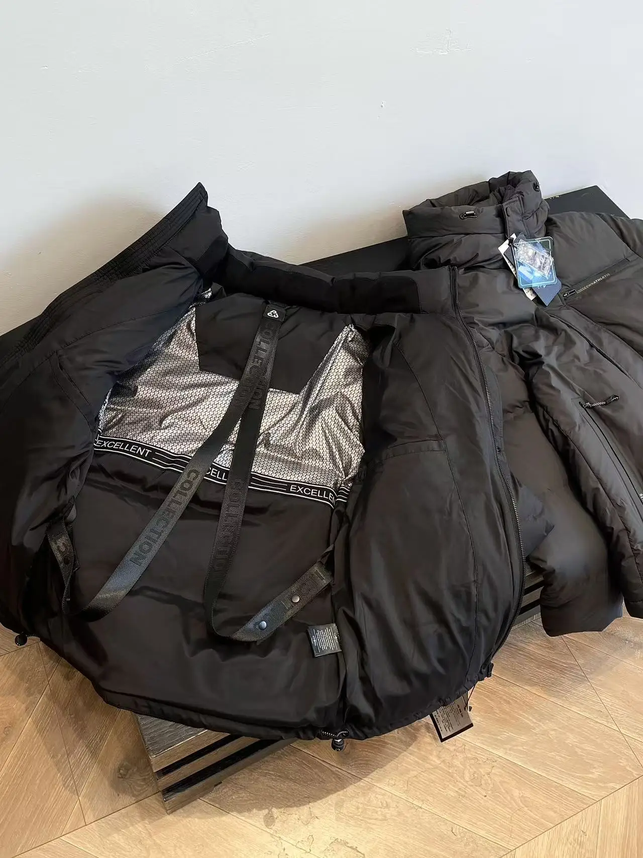 

High Quali Large Fluffy 90 Du down Jaet Thi Warm Winter New Sle Busin Coat Hooded Puffer Jaet for Men