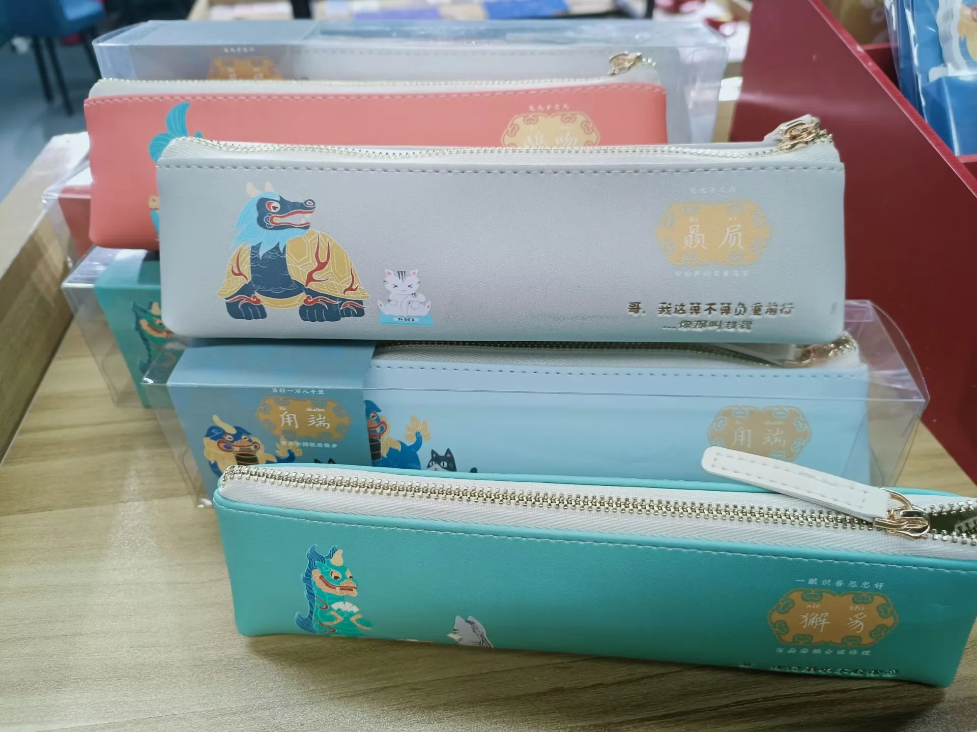 

Newwest !Customized Cultural and creative stationery series pencil bag