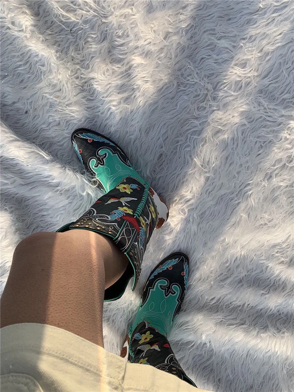 

Retro Old School Western Cowboy Mid-Calf Boot Women's Boot Embroidered Swallow Totem Patchwork Color Denim Spring Autumn