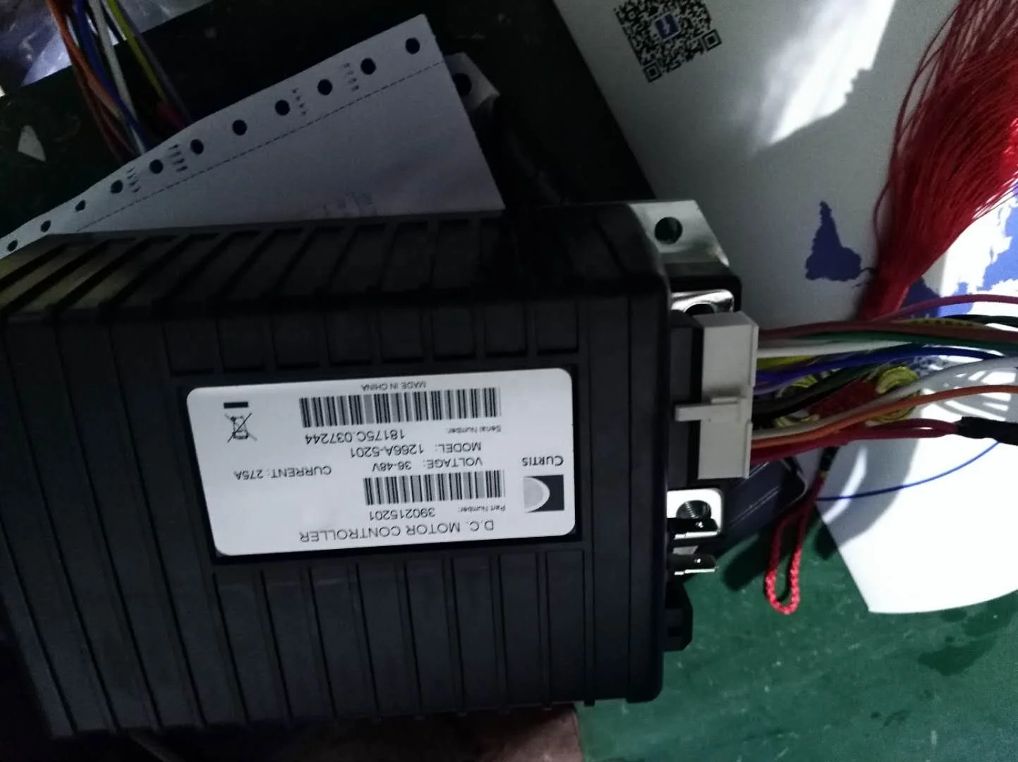 جولف تحكم 36 فولت 48 فولت 72 فولت كورتيس العلامة التجارية تيار مستمر وإصدار التيار المتناوب جاهزة للشحن رائجة البيع