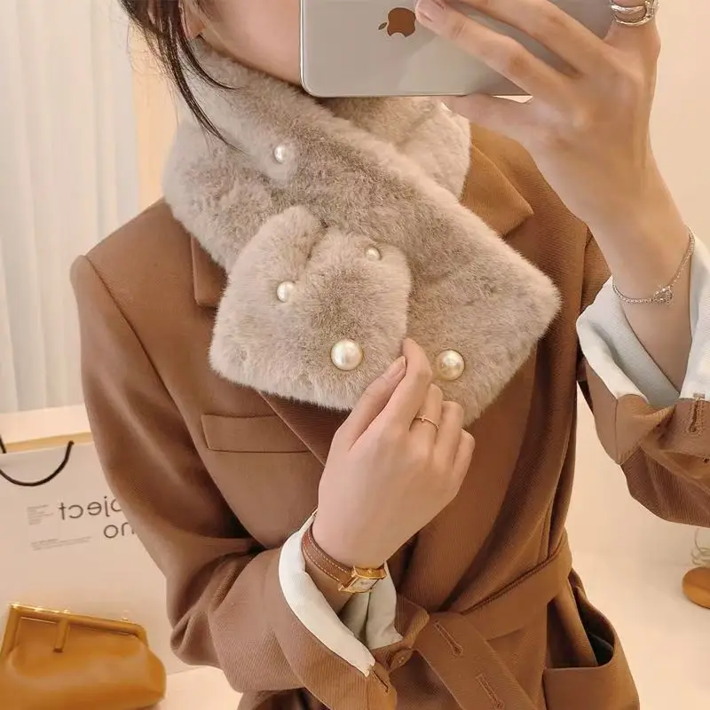 Sciarpa calda da donna in pelliccia di coniglio sintetica invernale da donna Sciarpa calda coreana di lusso a doppia faccia con perle spesse e scialle morbido che protegge il collo Articoli di moda