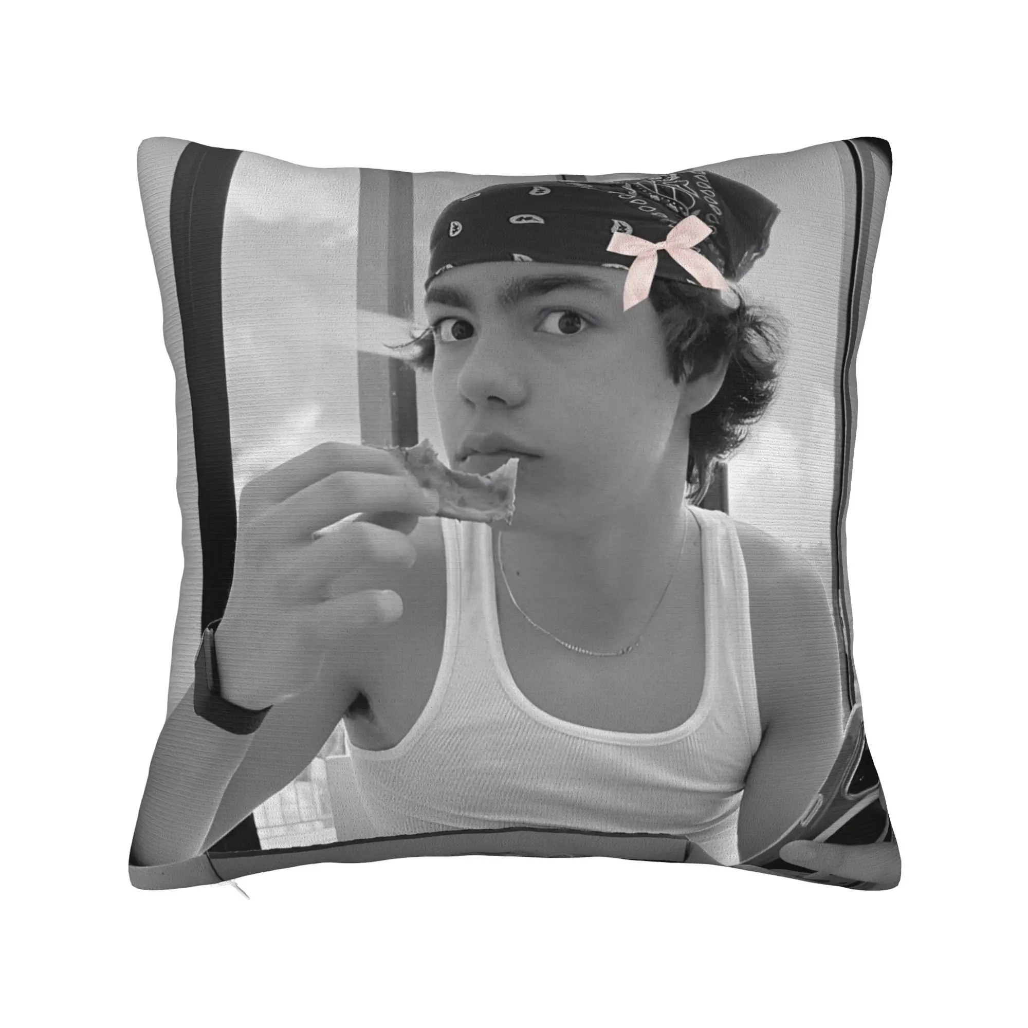 

Malachi Barton Actor Pillowcase Polyester Cushion Cover Decor Throw Pillow Case Cover Living Room Dropshipping 40X40cm