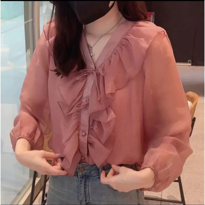 2024 Summer Korean Spring Long Sleeved Top with Elegant Ruffle Edge Vneck French Gentle Age Reducing Women\'s Shirt for Women