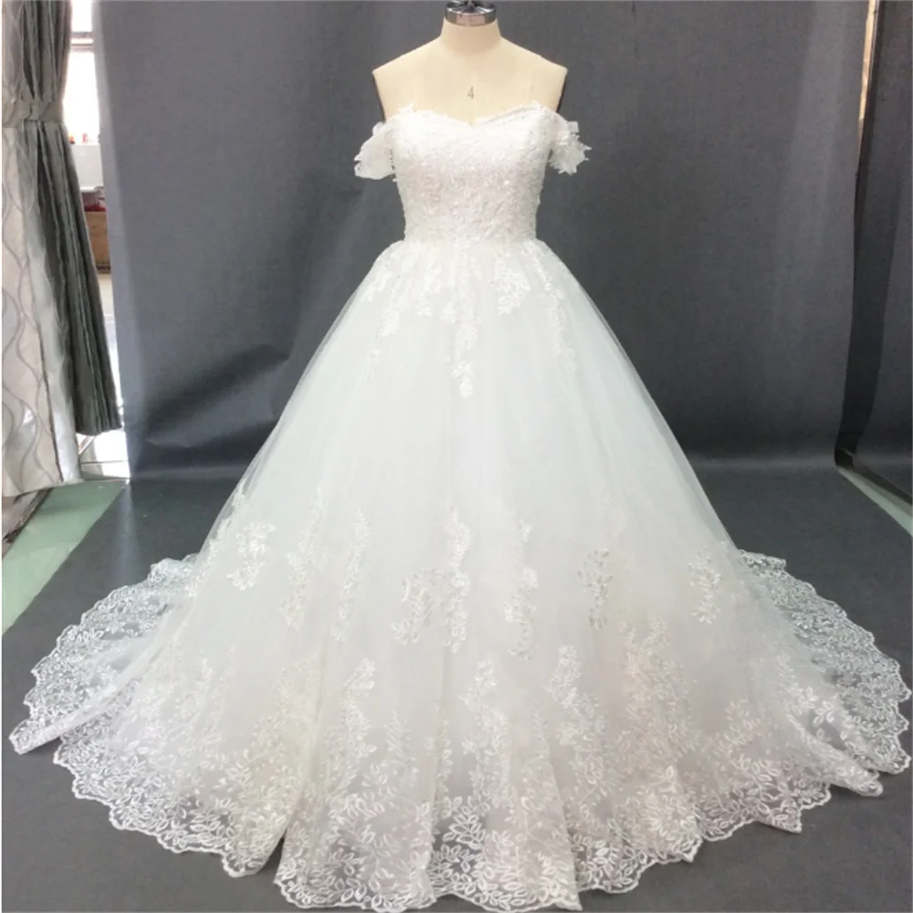 Luxury Princess Elegant Wedding Dresses For Woman Applique Lace Off Shoulder Sexy V Neck  Bride Gowns Customized 034