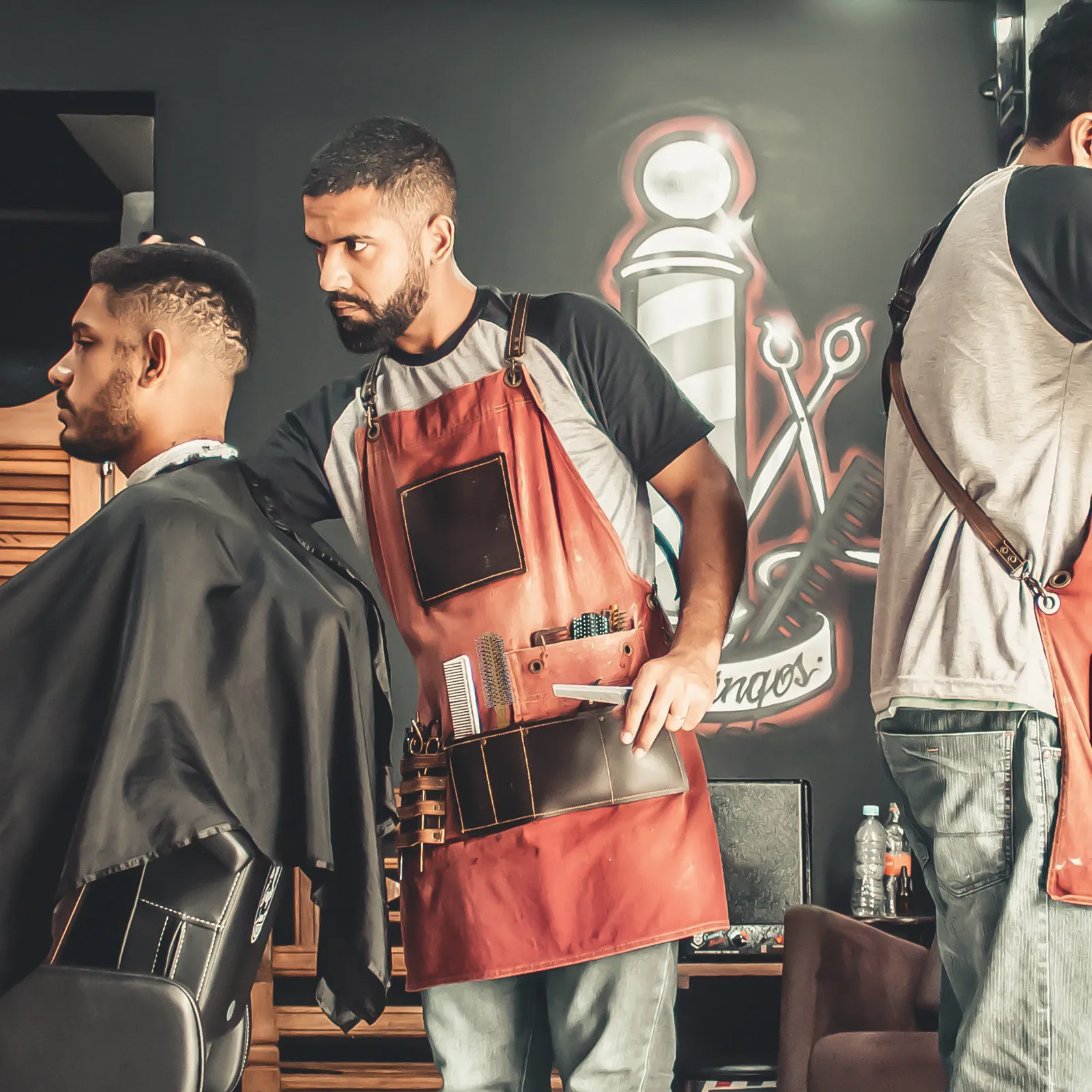 

1 шт. Круглая деревянная расческа для волос: массажная, распутывающая, с удобной ручкой, профессиональный инструмент для ухода за волосами, салонный уровень