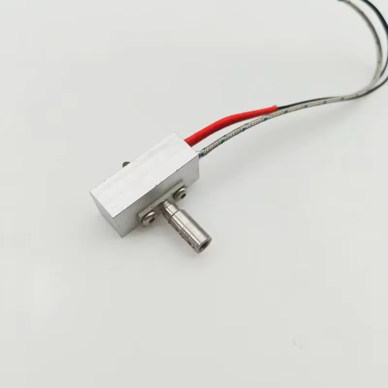 

Детали 3D-принтера Blurolls Zortrax M200 V2, комплект Hot End с картриджем, нагревателем, датчиком термопары, 0,4 мм НАСАДКА V2, комплект Hotend V2