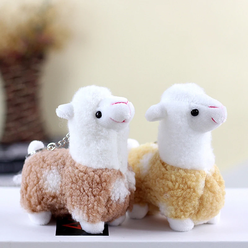 Porte-clés en peluche en forme de petits moutons, jouets en forme d'alpaga, cadeau d'anniversaire aléatoire